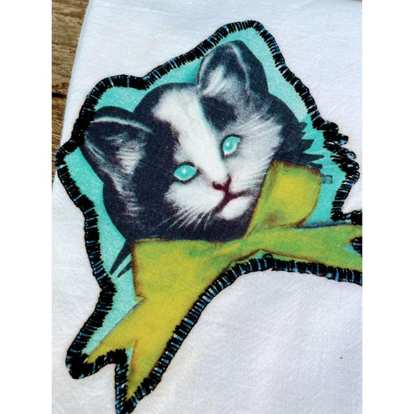 Vintage pair 1930s Creepy Eyes cat Face Applique Tea towels Dish Towels - Picture 2 of 9